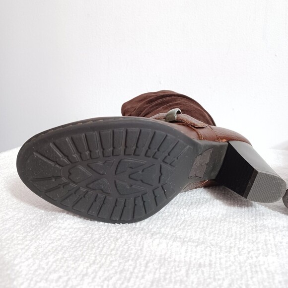 B.O.C Brown Leather Buckle Pull On Block Heel Fashion Boots Women's 6.5(37) - Picture 9 of 12